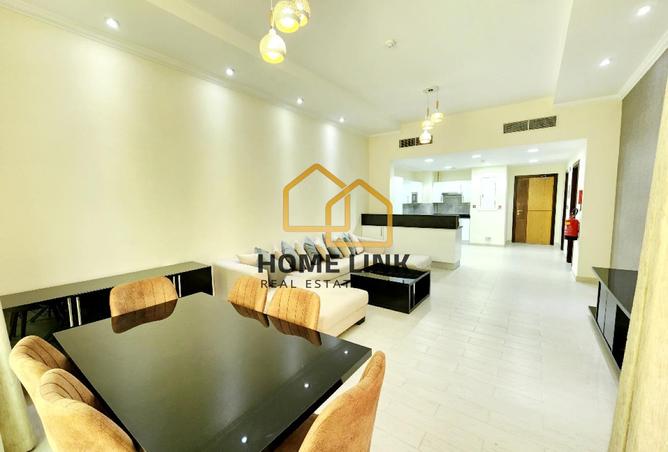 925575 - Property Image 2