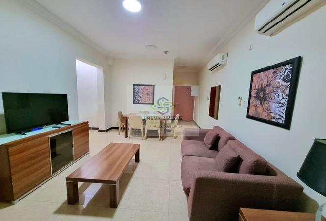 912748 - Property Image 3