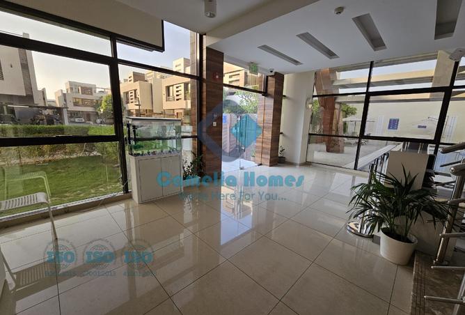 941402 - Property Image 3