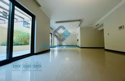 مجمع سكني - 4 غرف نوم - 4 حمامات للايجار في الوعب - الوعب - الدوحة