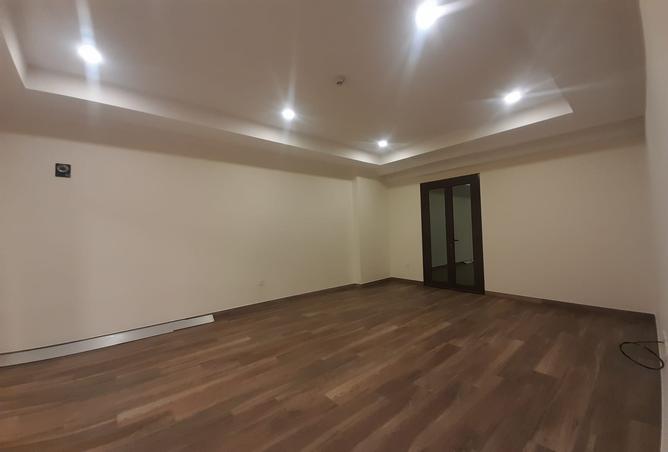 938437 - Property Image 2