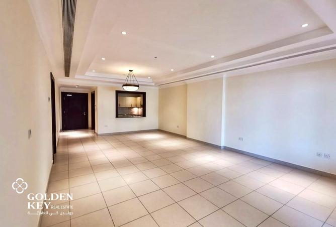 960192 - Property Image 3