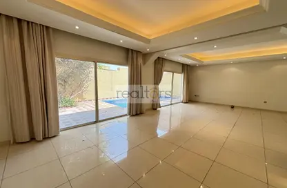 Empty Room image for: Compound - 5 Bedrooms - 5 Bathrooms for rent in Ahmed Bin Majid Street - Al Messila - Doha, Image 1