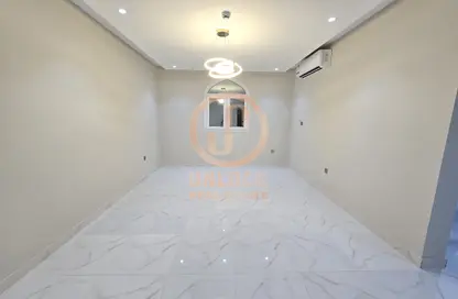 Apartment - 2 Bedrooms - 2 Bathrooms for rent in Old Airport Road - Old Airport Road - Doha