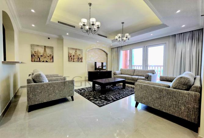 975993 - Property Image 2