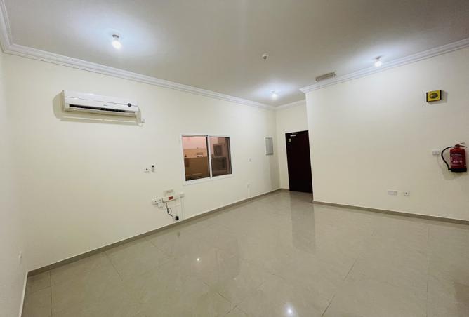 951826 - Property Image 2