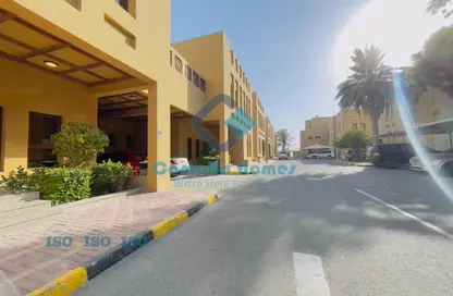 Villa - 4 Bedrooms - 5 Bathrooms for rent in Muraikh - AlMuraikh - Doha