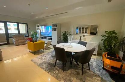 Apartment - 1 Bedroom - 2 Bathrooms for sale in East Porto Drive - Porto Arabia - The Pearl Island - Doha
