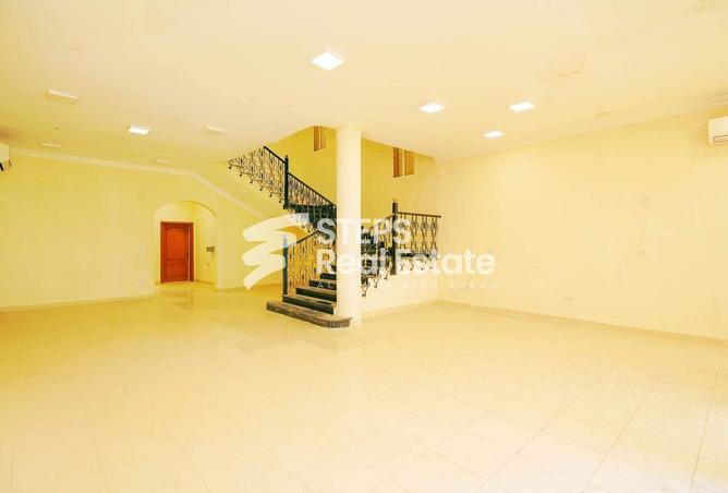 1000380 - Property Image 3