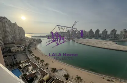 Apartment - 2 Bedrooms - 4 Bathrooms for rent in Viva West - Viva Bahriyah - The Pearl Island - Doha