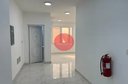 Hall / Corridor image for: Apartment - 2 Bedrooms - 2 Bathrooms for rent in Al Wakra - Al Wakra - Al Wakrah - Al Wakra, Image 1