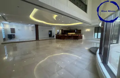 Villa - 7 Bedrooms - 7+ Bathrooms for rent in Al Dafna - Al Dafna - Doha