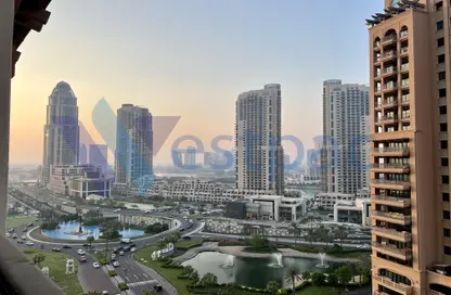 Apartment - 2 Bedrooms - 2 Bathrooms for rent in East Porto Drive - Porto Arabia - The Pearl Island - Doha