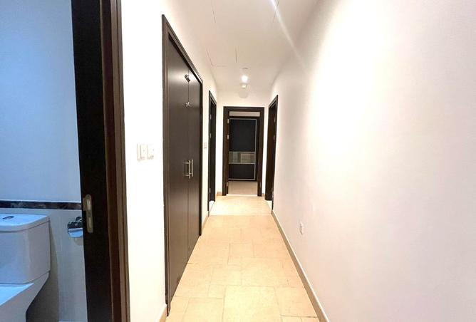 950190 - Property Image 3