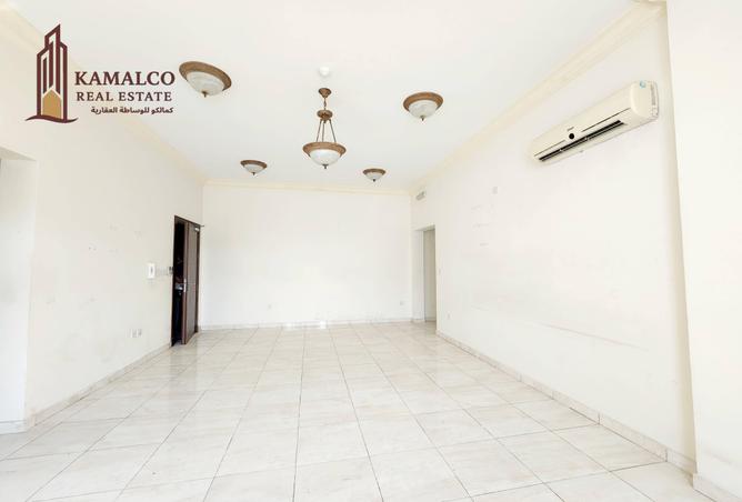 953917 - Property Image 2