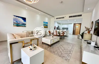 Apartment - 1 Bedroom - 2 Bathrooms for sale in Lusail Residence - Marina District - Lusail