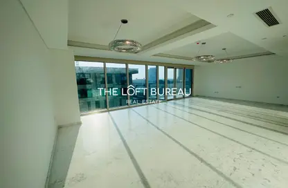 Duplex - 4 Bedrooms - 6 Bathrooms for rent in Gewan Island - The Pearl Island - Doha