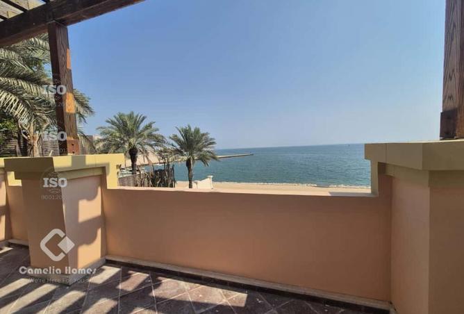 989207 - Property Image 2