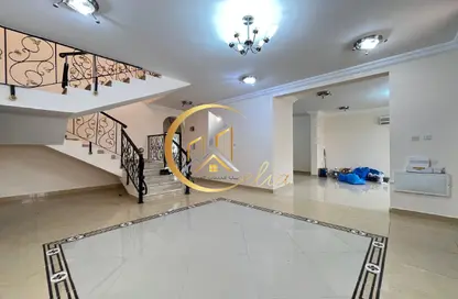 Compound - 4 Bedrooms - 4 Bathrooms for rent in Street 871 - Al Duhail South - Al Duhail - Doha