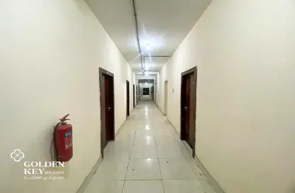 سكن عمال - استوديو - 8 حمامات للايجار في الحي الأرجنتيني - بركة العوامر - الوكرة