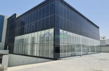 Warehouse - Studio - 5 Bathrooms for rent in Birkat Al Awamer - Al Wakra