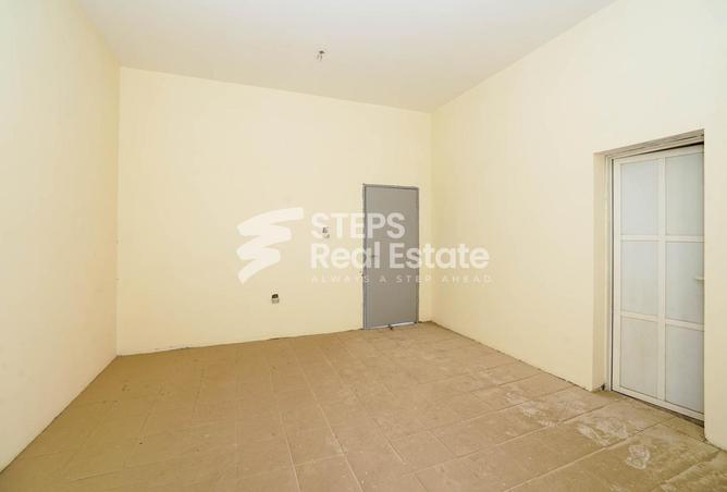 978559 - Property Image 3