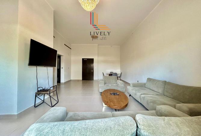 928891 - Property Image 2