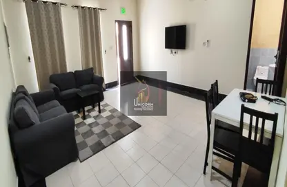 Compound - 3 Bedrooms - 3 Bathrooms for rent in Al Sakhama - Doha