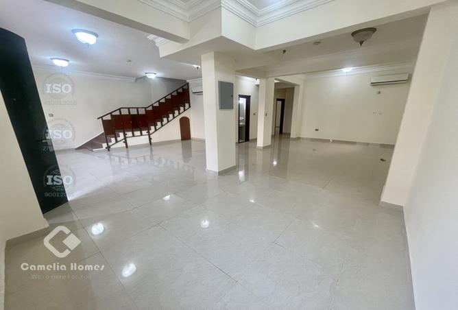 981979 - Property Image 2