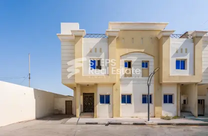 مجمع سكني - 5 غرف نوم - 5 حمامات للايجار في شارع ام السنيم - عين خالد - الدوحة