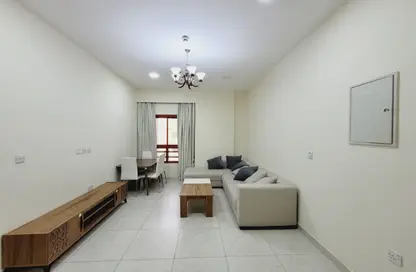 شقة - 2 غرف نوم - 3 حمامات للايجار في منتزه 7 - المنتزه - الدوحة