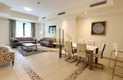 Apartment - 1 Bedroom - 2 Bathrooms for rent in West Porto Drive - Porto Arabia - The Pearl Island - Doha