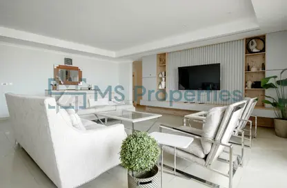 Apartment - 3 Bedrooms - 4 Bathrooms for sale in West Porto Drive - Porto Arabia - The Pearl Island - Doha