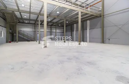 Warehouse - Studio - 1 Bathroom for rent in East Industrial Street - Birkat Al Awamer - Al Wakra