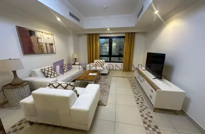 Apartment - 1 Bedroom - 2 Bathrooms for rent in East Porto Drive - Porto Arabia - The Pearl Island - Doha