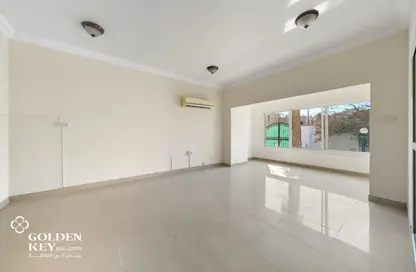 Villa - 6 Bedrooms - 5 Bathrooms for rent in Al Markhiya Street - Al Markhiya - Doha