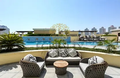 Apartment - 1 Bedroom - 2 Bathrooms for rent in West Porto Drive - Porto Arabia - The Pearl Island - Doha