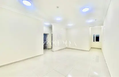 Apartment - 2 Bedrooms - 2 Bathrooms for rent in Fereej Kulaib - Doha