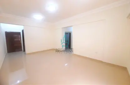 Empty Room image for: Apartment - 2 Bedrooms - 2 Bathrooms for rent in Abu Talha Street - Fereej Bin Omran - Doha, Image 1