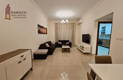 شقة - 2 غرف نوم - 2 حمامات للايجار في شارع المطار القديم - طريق المطار القديم - الدوحة