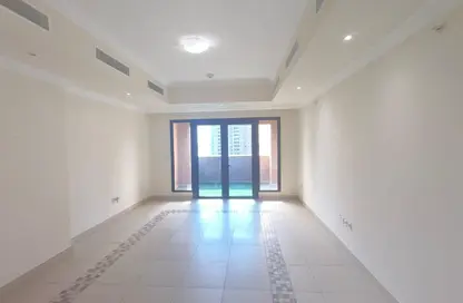 Apartment - 1 Bedroom - 2 Bathrooms for rent in Porto Arabia - The Pearl Island - Doha