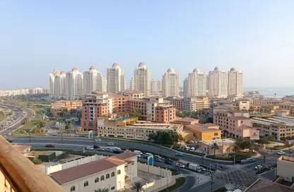 Apartment - 1 Bedroom - 2 Bathrooms for rent in East Porto Drive - Porto Arabia - The Pearl Island - Doha