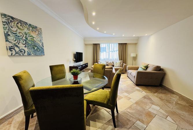 898746 - Property Image 2