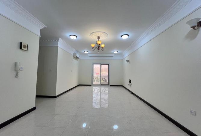 977674 - Property Main Image