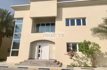 Outdoor House image for: Villa - 4 Bedrooms - 3 Bathrooms for rent in Street 871 - Al Duhail South - Al Duhail - Doha, Image 1