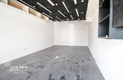 محل تجاري - استوديو للايجار في مجمع الشافي - الريان - الدوحة