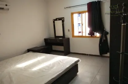 Apartment - 1 Bedroom - 1 Bathroom for rent in Umm Ghuwailina 4 - Umm Ghuwailina - Doha