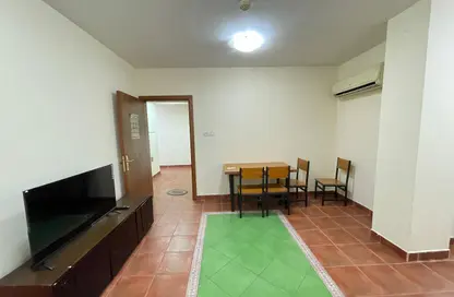 Apartment - 2 Bedrooms - 1 Bathroom for rent in Old Airport Road - Old Airport Road - Doha