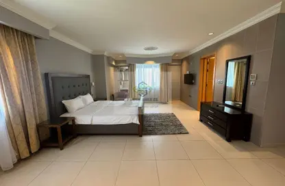 Apartment - 1 Bedroom - 2 Bathrooms for rent in Al Sadd Road - Al Sadd - Doha