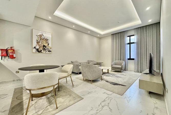 938425 - Property Image 2